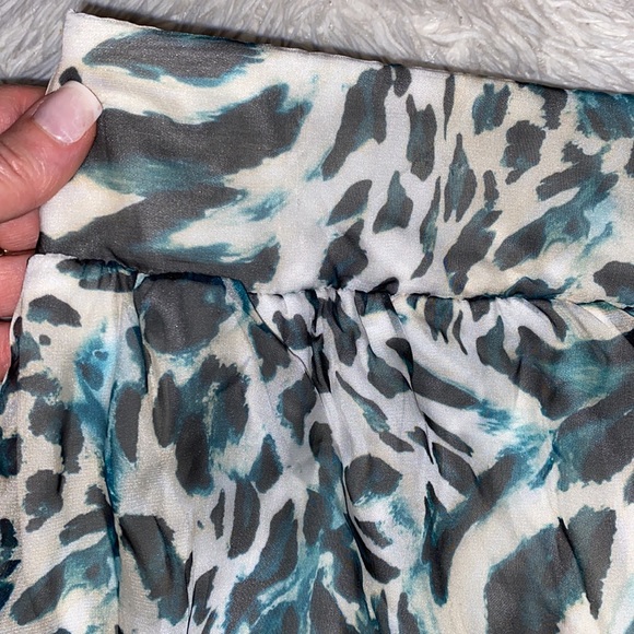 Women’s Rachel & Chloe Leopard Print Skirt - Picture 3 of 11